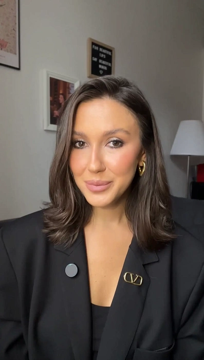 Быстрый разбор вечернего макияжа в технике smoky eyes